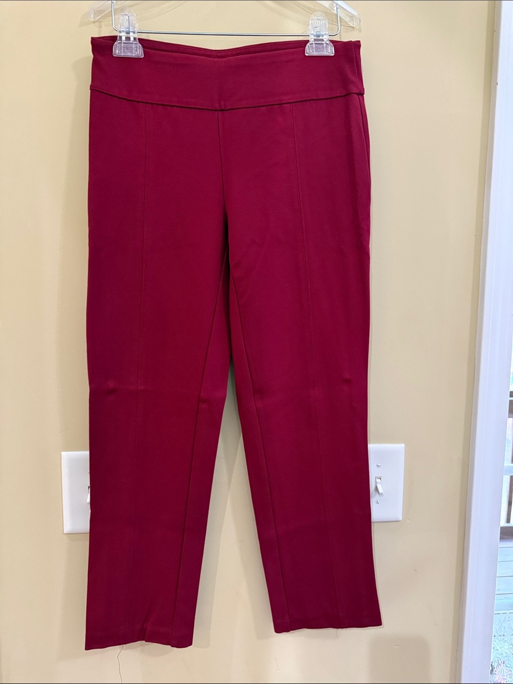 Women's Maroon Ponte Kick Crop Pants